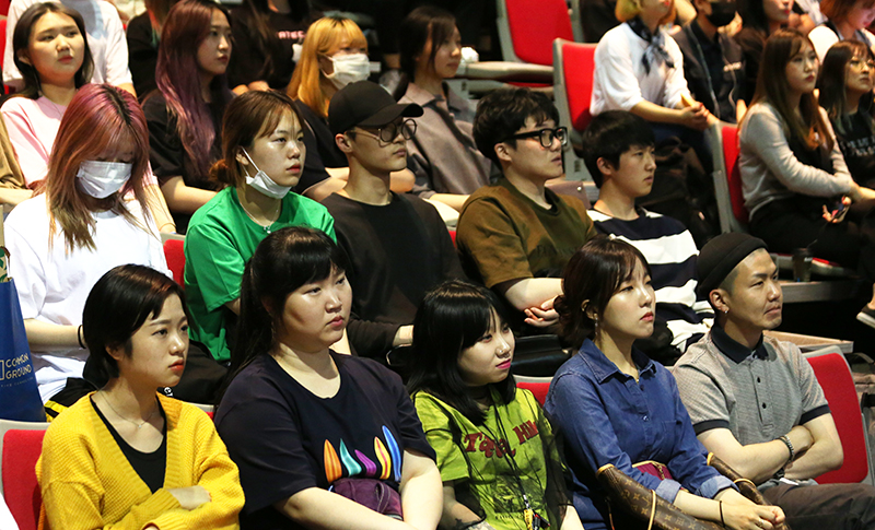 서울예술실용전문학교_패션디자인과_패션스타일리스트_스타일리스트 한혜연.jpg